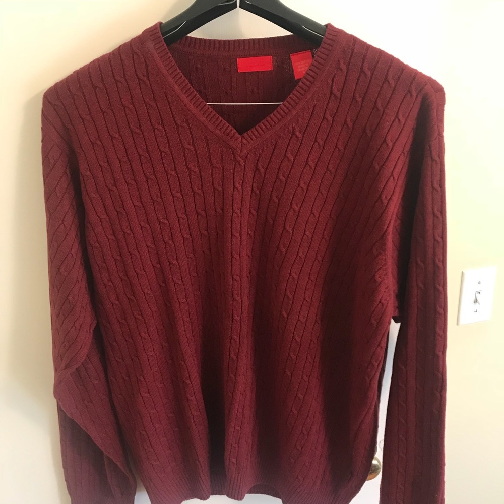 Men’s V neck sweater